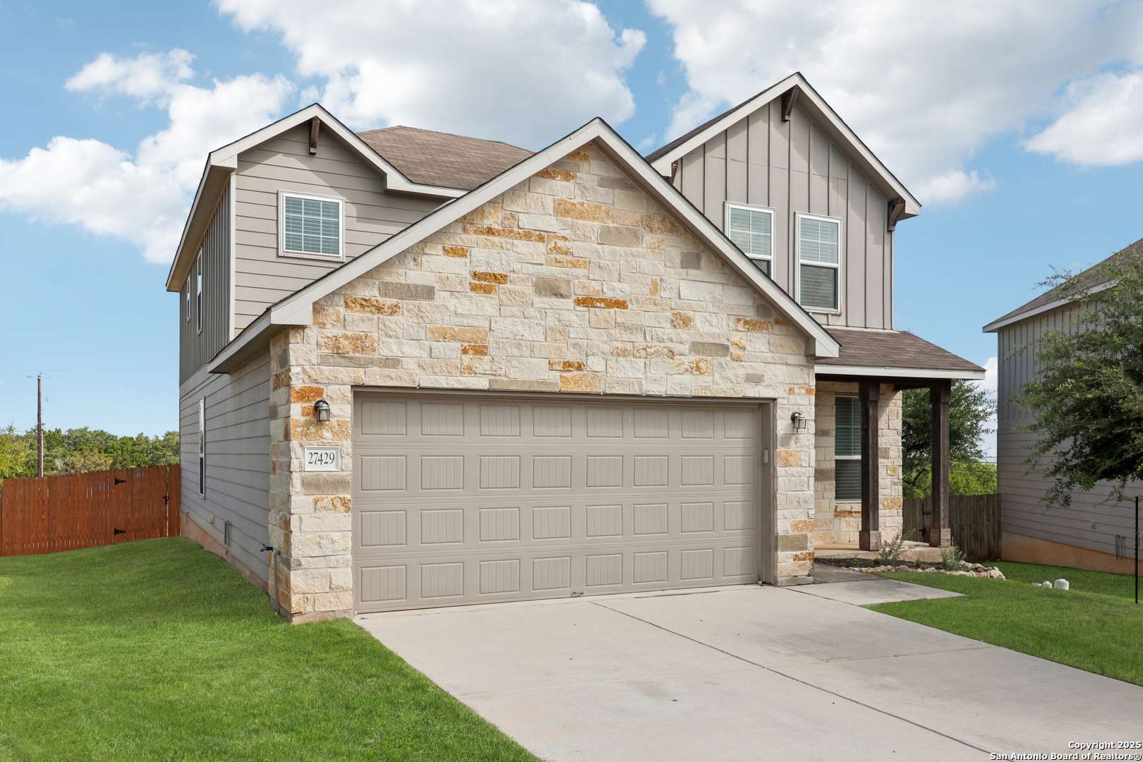 San Antonio, TX 78260,27429 Emilie Cyn