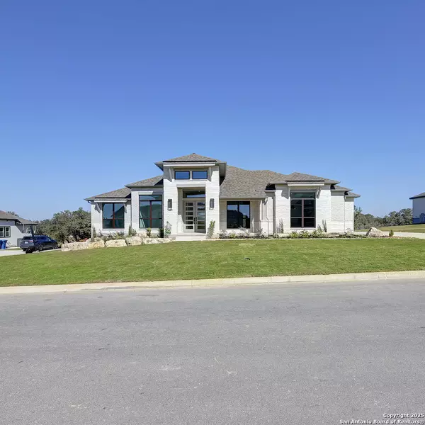 200 Violet Way, Castroville, TX 78009