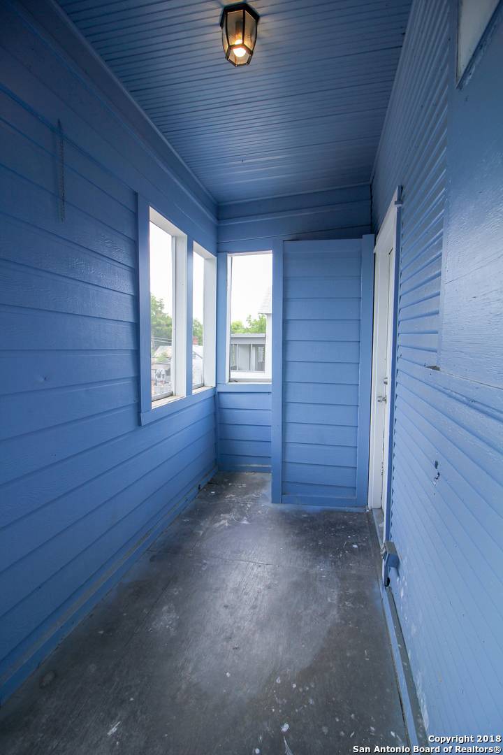 San Antonio, TX 78208,1716 Olive St UNIT 4