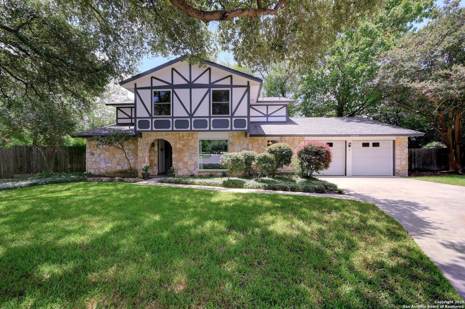 4800 Los Reyes, San Antonio, TX 78233