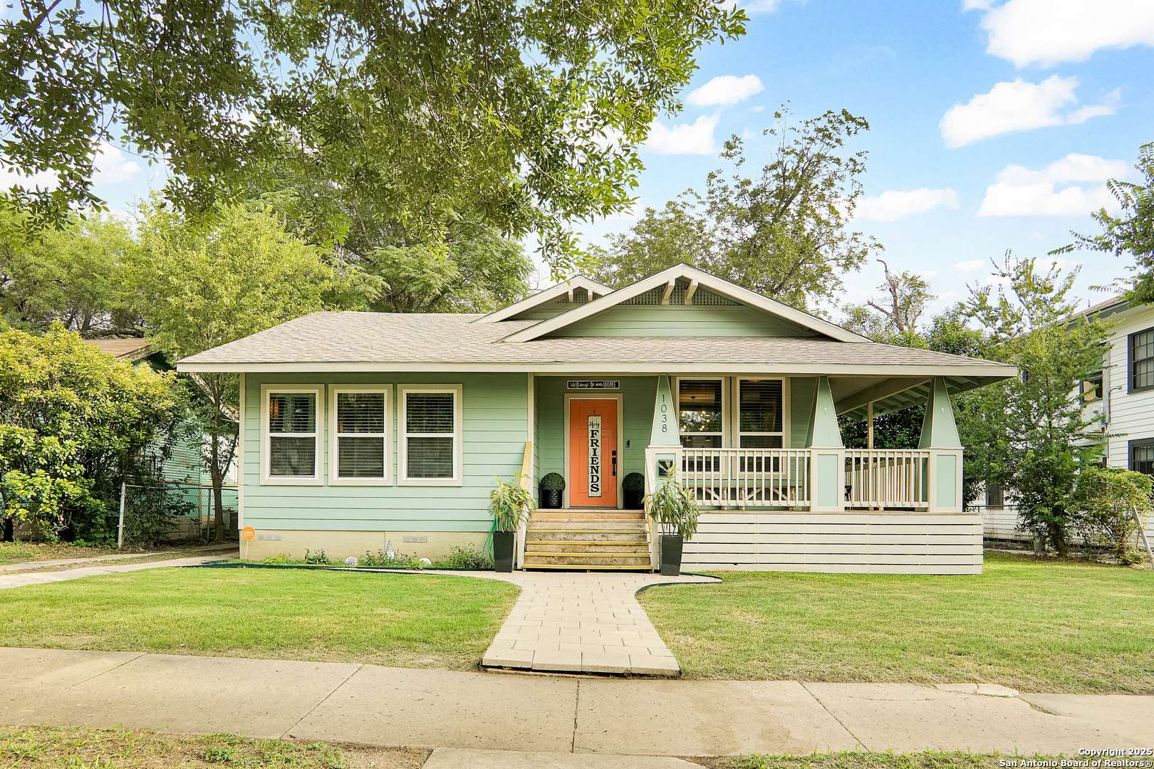 1038 Mistletoe, San Antonio, TX 78201