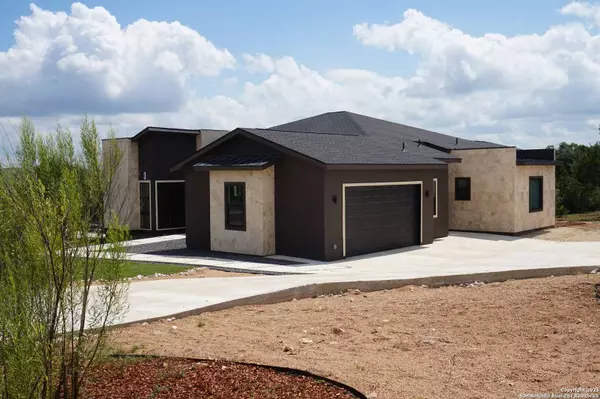 Spring Branch, TX 78070,643 Mystic Parkway