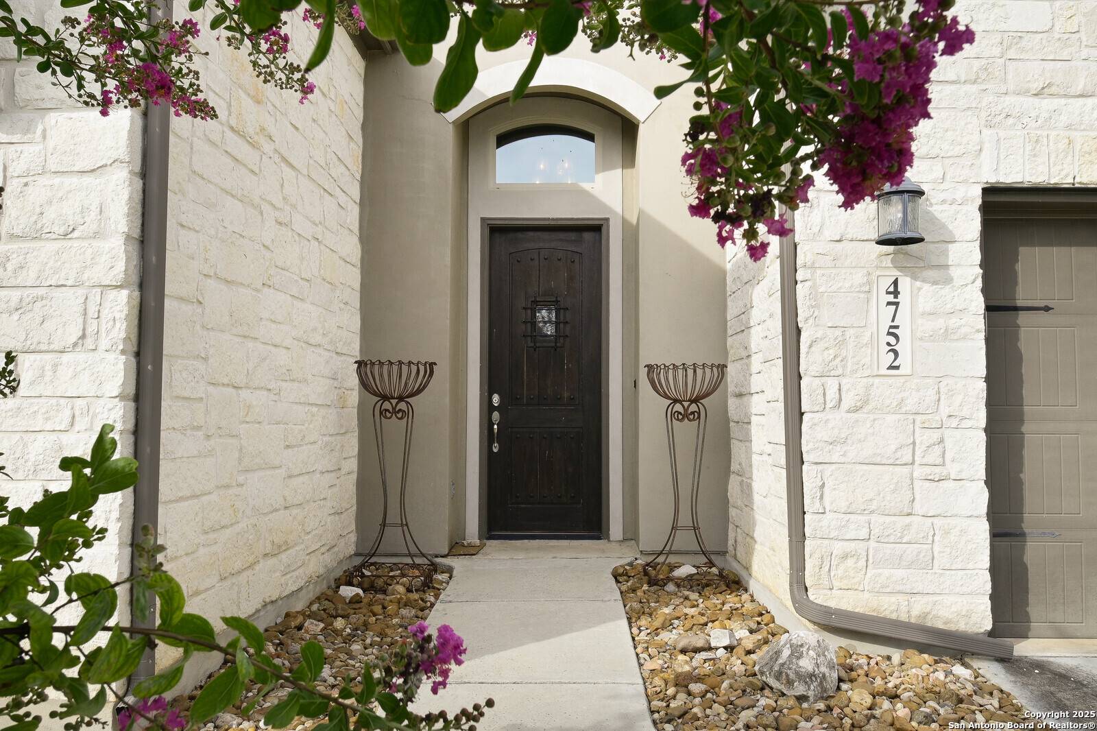San Antonio, TX 78261,4752 Amorosa