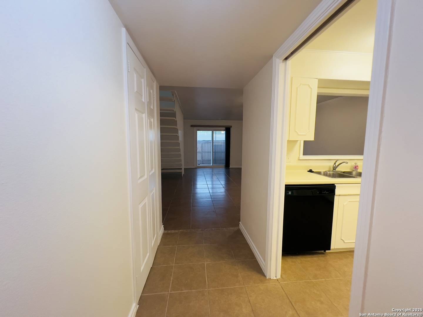 San Antonio, TX 78209,102 Ruelle Ln UNIT 210
