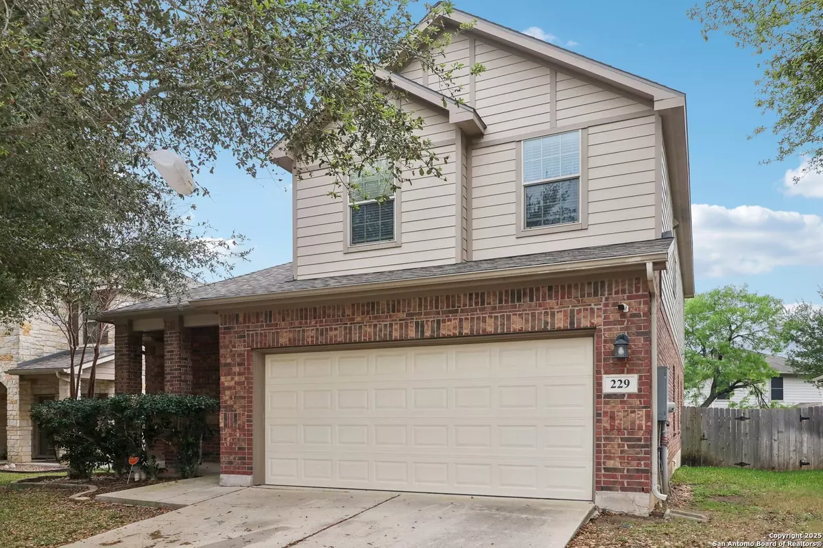 Cibolo, TX 78108,229 Bareback Bnd