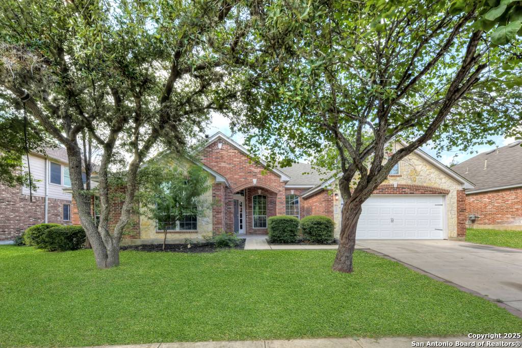 10502 Black Horse, Helotes, TX 78023