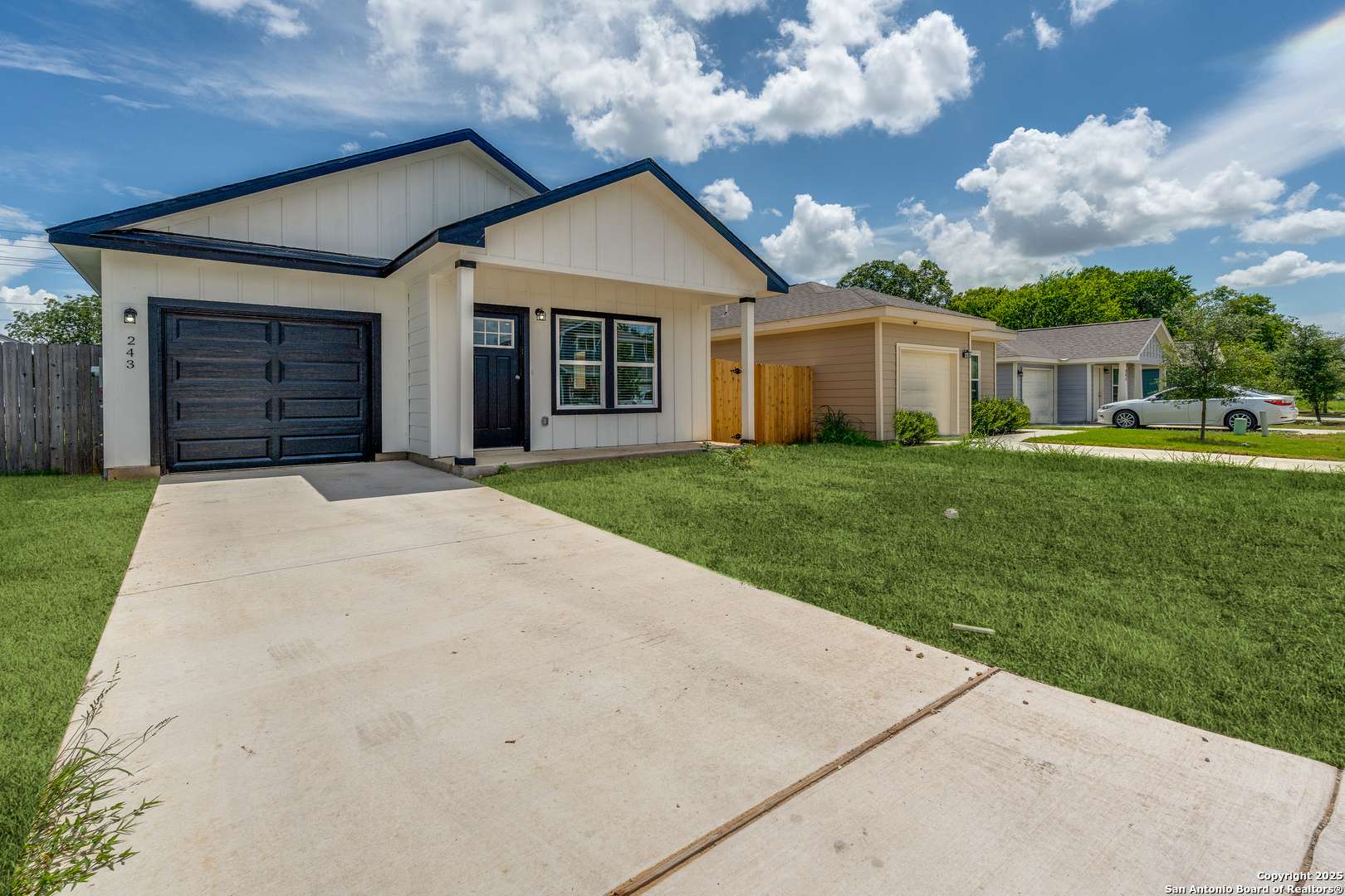 Seguin, TX 78155,243 Mar Hill
