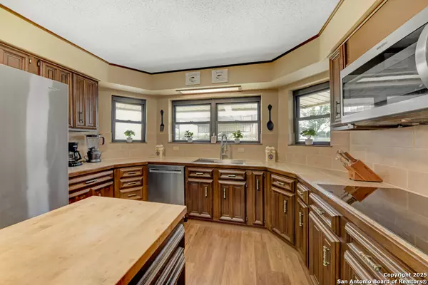 Marion, TX 78124,200 Brisco