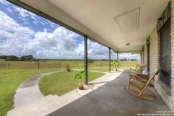 Marion, TX 78124,200 Brisco