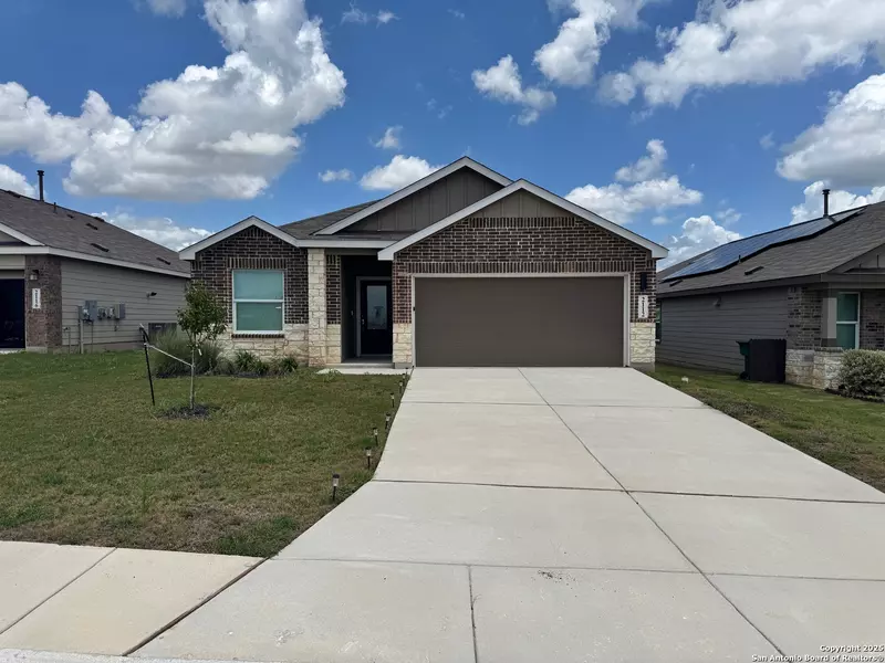 2112 Wood Thrush, San Antonio, TX 78130