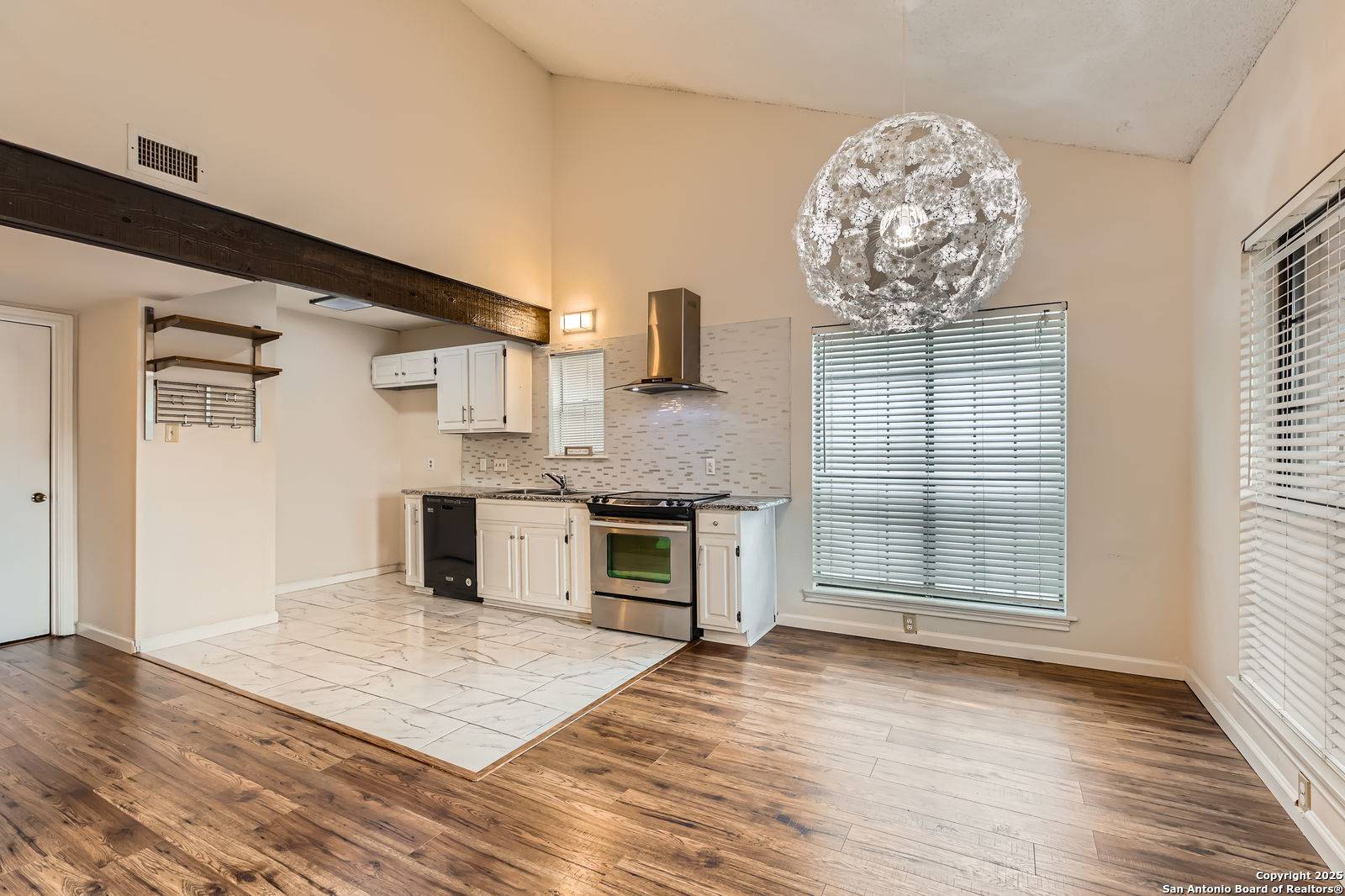 8611 datapoint UNIT 68, San Antonio, TX 78229