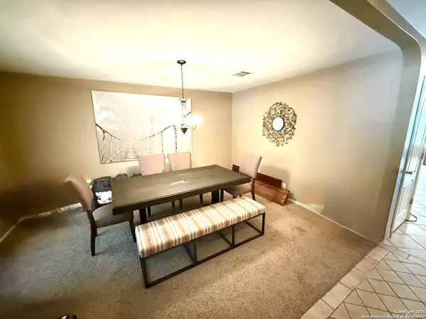 San Antonio, TX 78251,646 Limestone