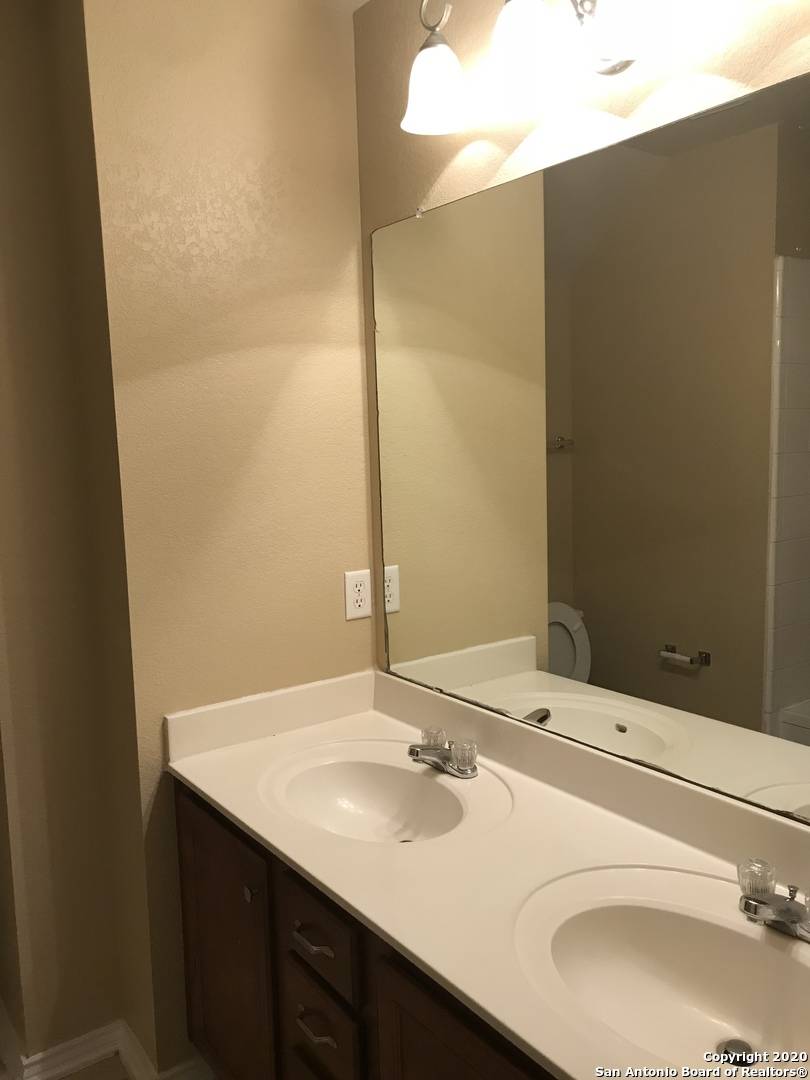 San Antonio, TX 78245,2518 Sunbird Lake