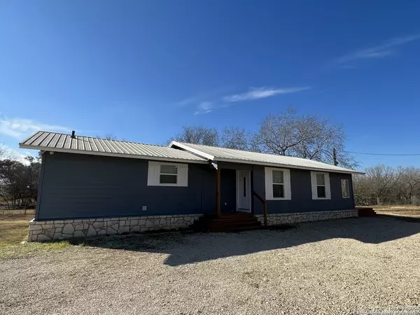 3278 FM 3175, Lytle, TX 78052