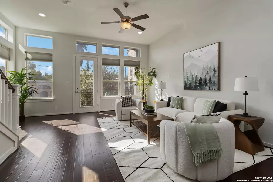 2104 N Saint Marys, San Antonio, TX 78212