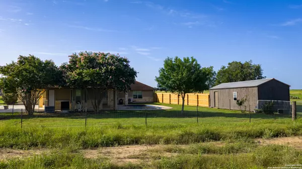Floresville, TX 78114,2387 Fm 537
