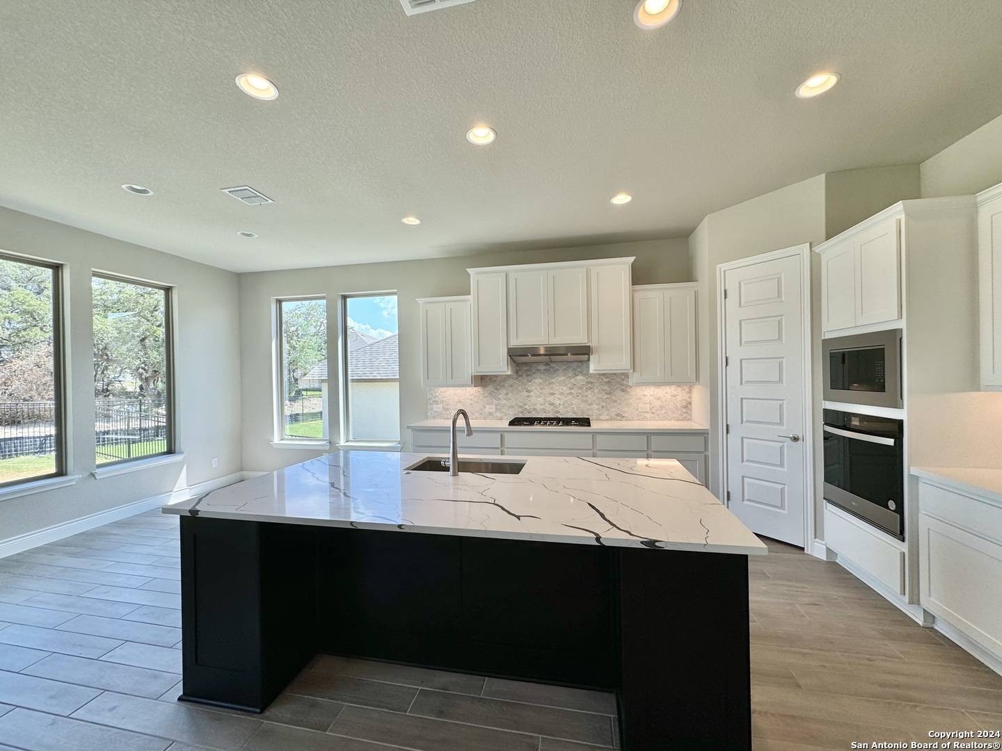Boerne, TX 78006-2785,211 CORAZON