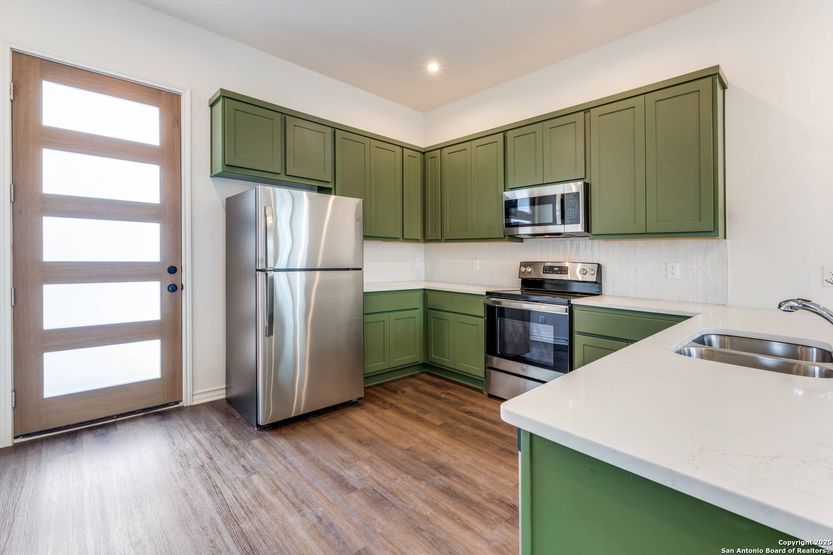 San Antonio, TX 78210,138 Porter St UNIT 2201