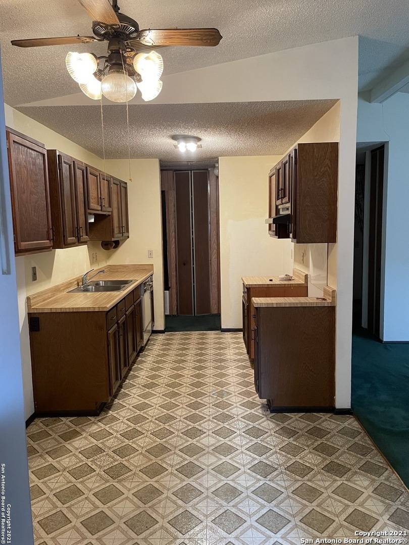 San Antonio, TX 78228-5661,1011 RIPON