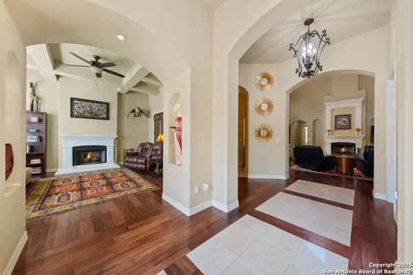 Castle Hills, TX 78213,213 Chattington