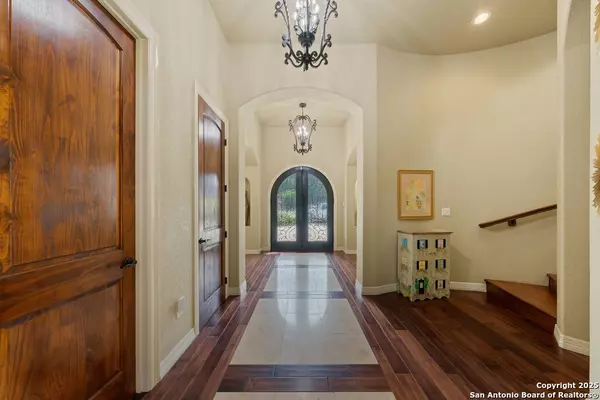 Castle Hills, TX 78213,213 Chattington