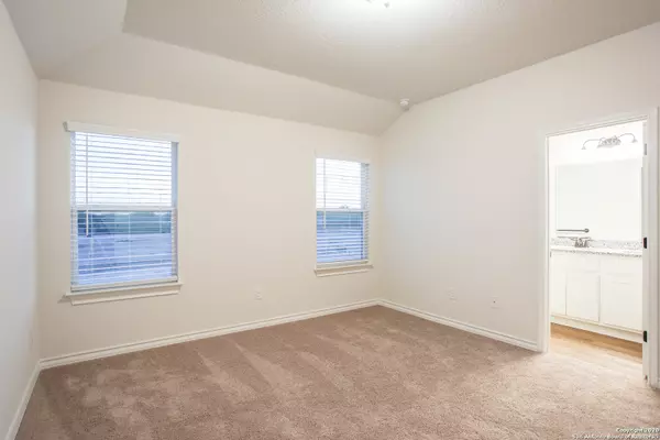 San Antonio, TX 78245,10330 Lynwood Branch UNIT 102