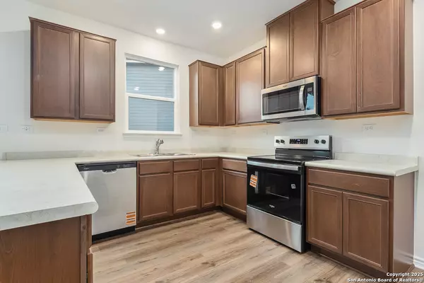 San Antonio, TX 78245,13566 MUDSHARK