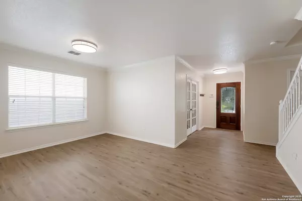 Live Oak, TX 78233,6767 Wayman