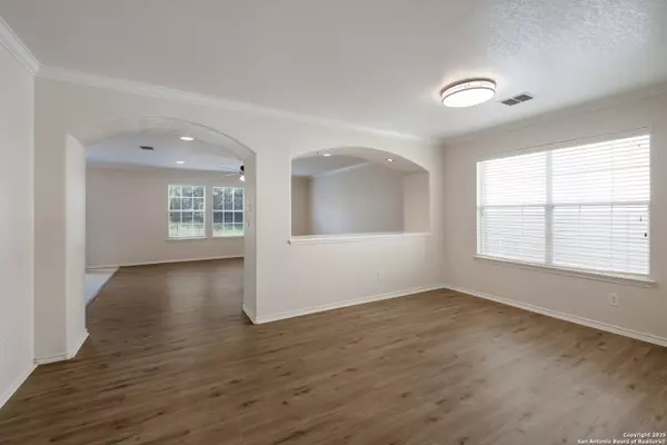Live Oak, TX 78233,6767 Wayman