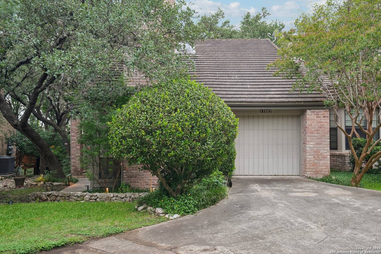 San Antonio, TX 78248,17227 Pebble Beach