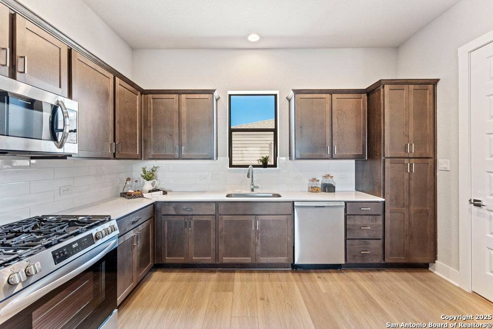 San Antonio, TX 78235,7946 Kennedy Hill