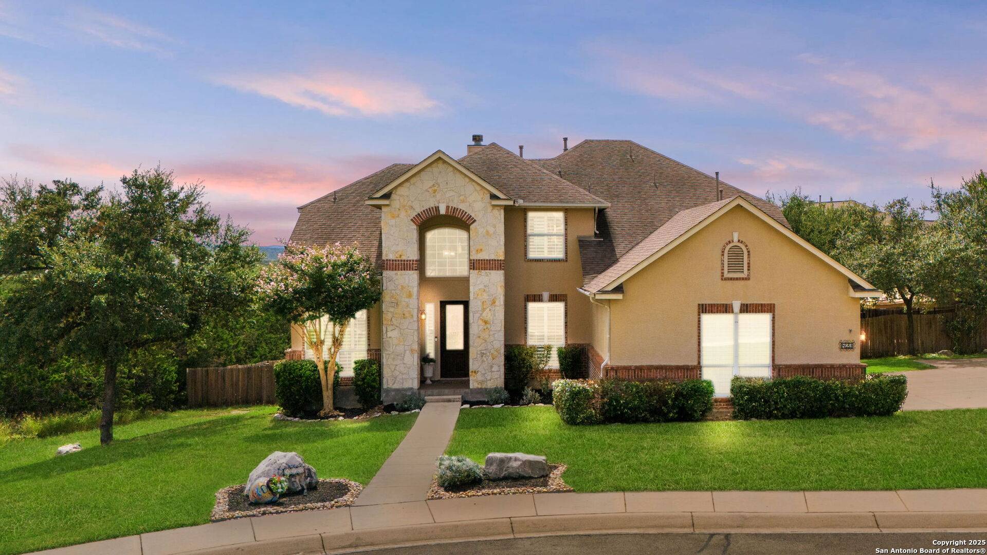 823 Synergy Lane, San Antonio, TX 78260
