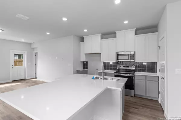 New Braunfels, TX 78130,761 Whitman Street