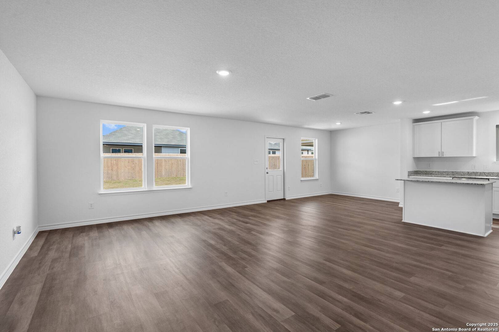 San Antonio, TX 78252,8116 Brandy Branch
