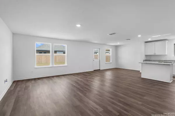 San Antonio, TX 78252,8116 Brandy Branch
