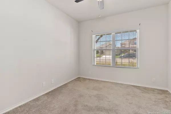 Converse, TX 78109,6822 Titan Park