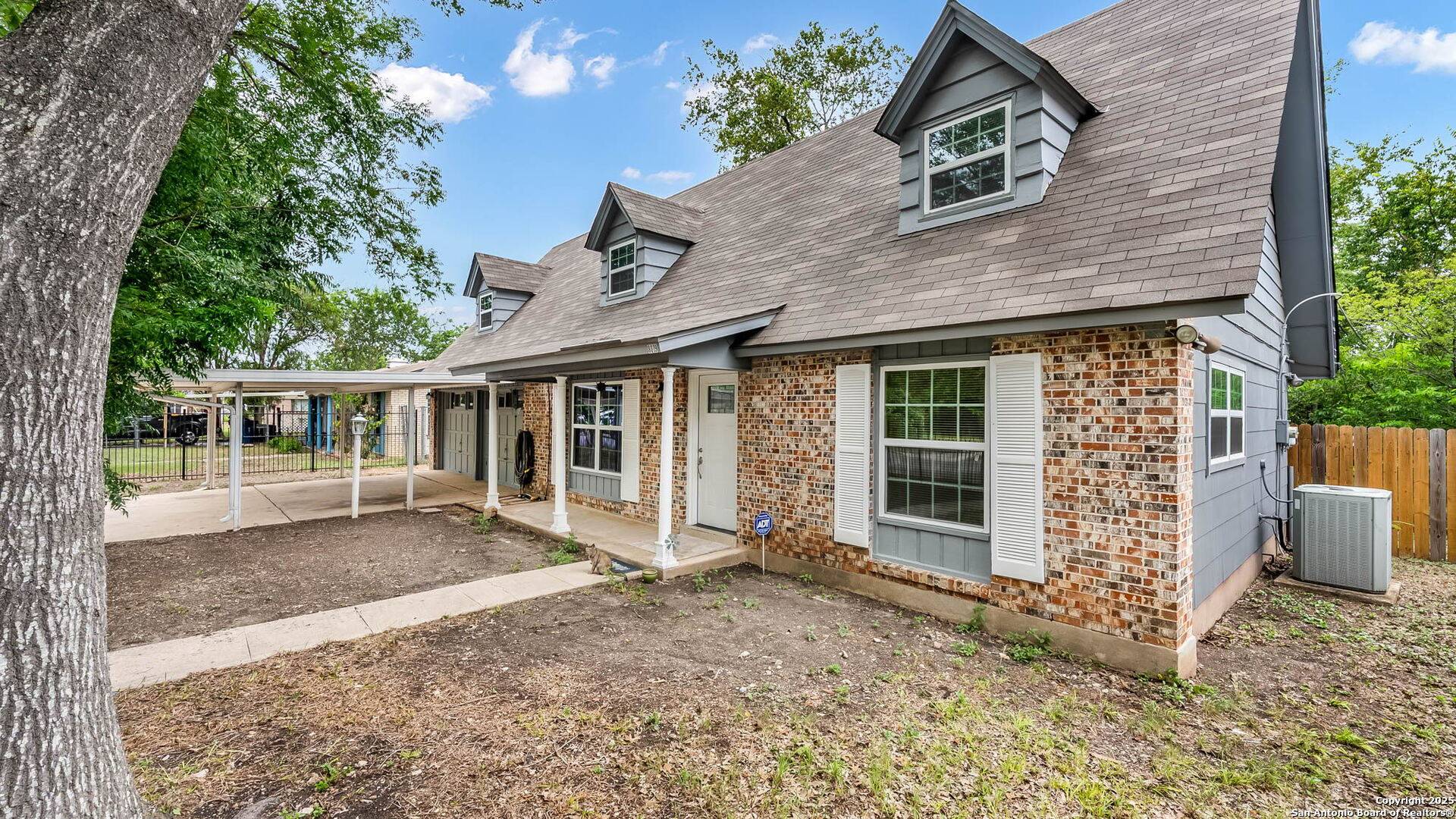San Antonio, TX 78227,8019 Riata Ave