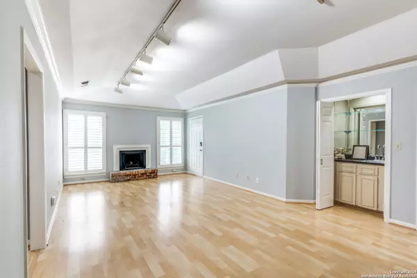 San Antonio, TX 78209,201 Ellwood St UNIT 120