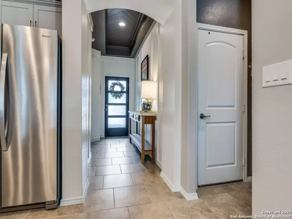 San Antonio, TX 78260,27217 Salt