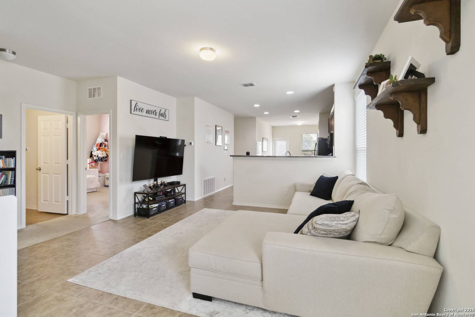 New Braunfels, TX 78130,235 Elderberry
