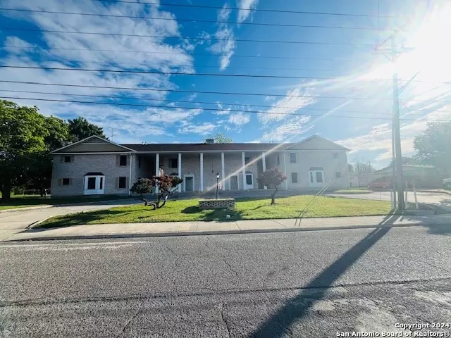 811 JACKSON KELLER RD UNIT 2, San Antonio, TX 78216-7126