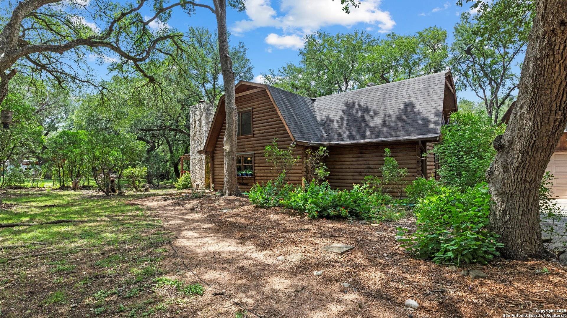 New Braunfels, TX 78132,190 Oak View
