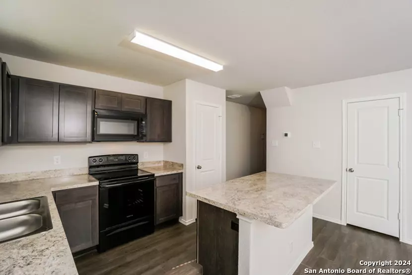 San Antonio, TX 78222-2214,5235 Blue Ranch
