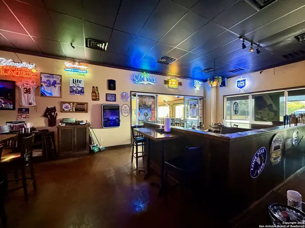Kerrville, TX 78028,2262 Bandera Hwy