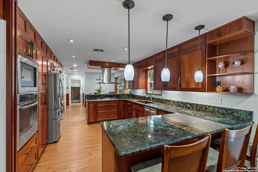 408 CEREMONIAL, San Antonio, TX 78260