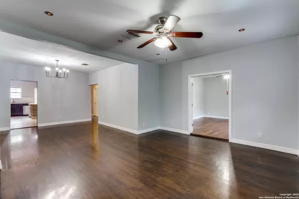 San Antonio, TX 78210,1031 Avant Ave.