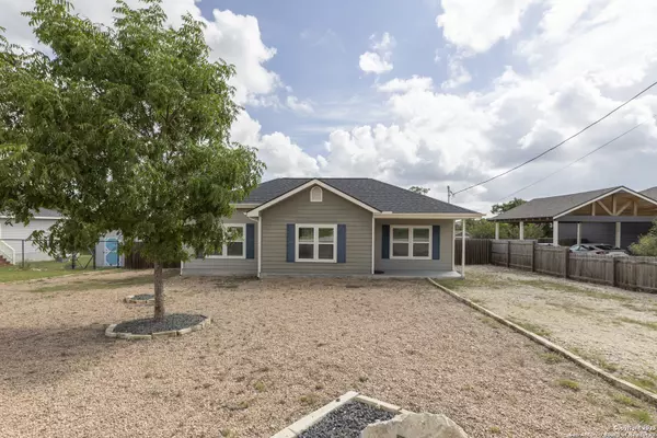 421 Cimarron, Spring Branch, TX 78070