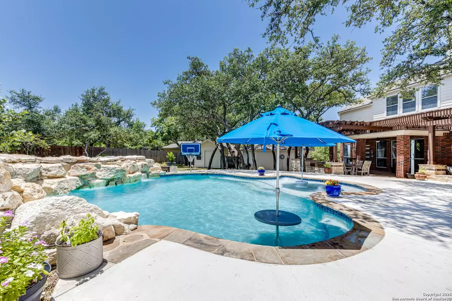 9010 Woodland Trace, Boerne, TX 78006