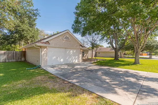 New Braunfels, TX 78130,934 lazy