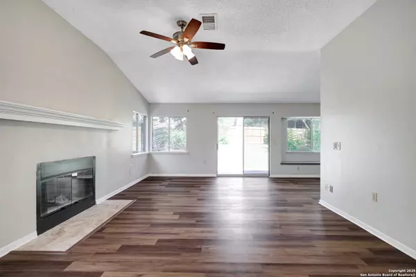 Converse, TX 78109,10332 Flatland Trl